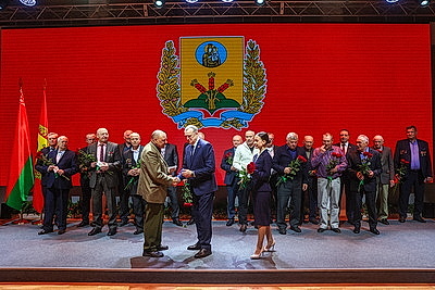 Исаченко встретился с участниками ликвидации последствий аварии на ЧАЭС