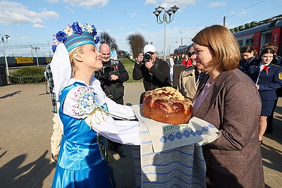 В Орше встретили первый беспересадочный поезд из Смоленска