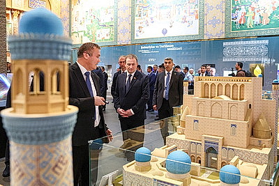Главы Правительств посетили Центр исламской цивилизации в Ташкенте