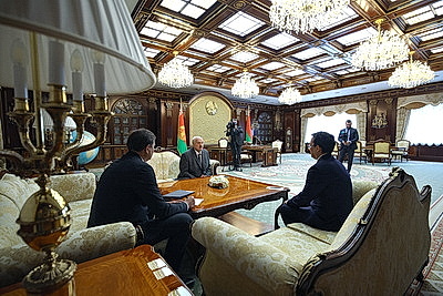 Лукашенко видит потенциал для увеличения вдвое товарооборота с Казахстаном