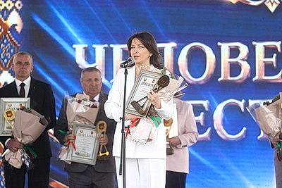 Барановичи, Ивановский и Березовский районы занесены на областную Доску почета