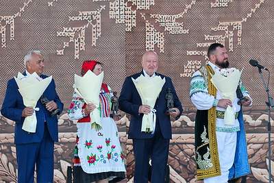Лукашенко: фестиваль \"Зов Полесья\" дает повод всем славянам собраться на общей исторической родине
