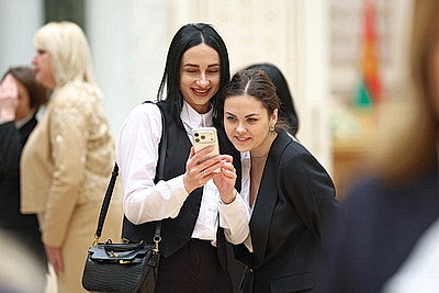 Представительницы сферы ЖКХ побывали с экскурсией во Дворце Независимости