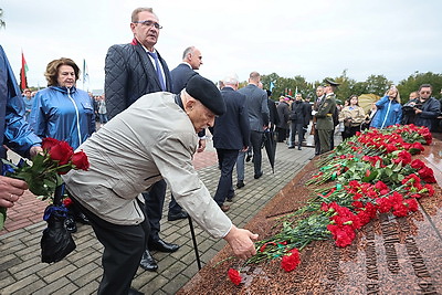 Единство - залог мира и движения вперед. Праздничное торжество в Гродно объединило все поколения жителей региона