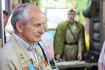 \"Через душу и сердце\". Ветераны студотрядовского движения поделились опытом с молодежью