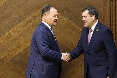 Проекты прогноза соцэкономразвития и республиканского бюджета на 2027 год рассмотрели в правительстве