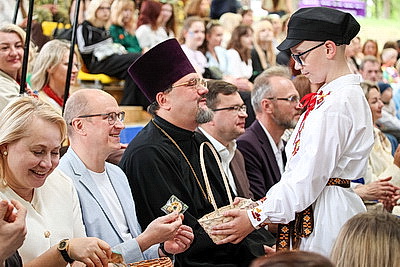Гала-концерт семейного фестиваля прошел в Воложинском районе