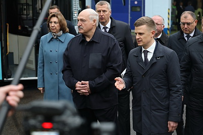 Лукашенко ознакомился с развитием производства отечественного пассажирского транспорта