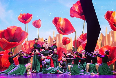 В конкурсе Dream Dance Fest на \"Славянском базаре\" 17 коллективов представили свое творчество