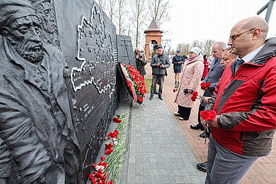 В Беларуси отдали дань уважения бывшим узникам фашистских концлагерей