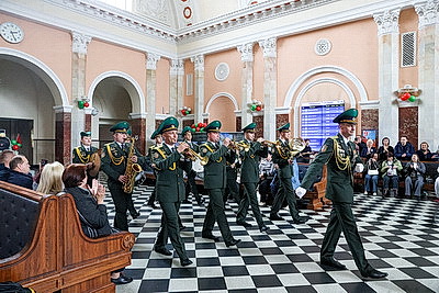 Вальс Победы станцевали в Бресте и Витебске