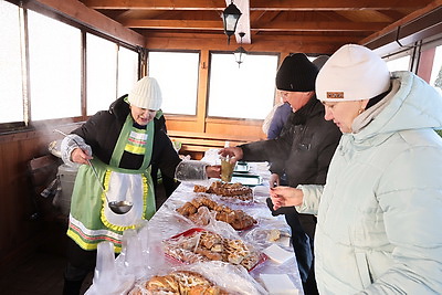 Православные верующие празднуют Крещение Господне