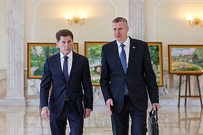 Лукашенко встретился с губернатором Приморского края России