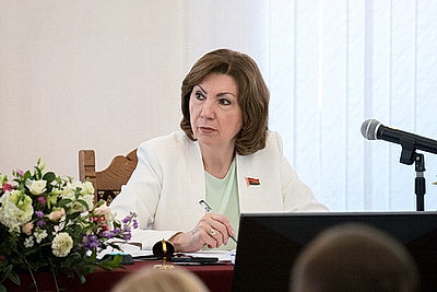 Кочанова провела встречу с председателями местных Советов депутатов