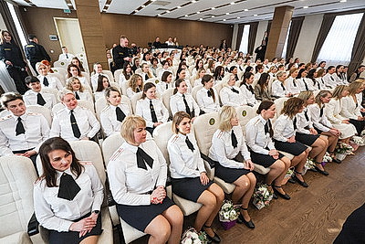 \"С напарниками понимаем друг друга с полуслова\". Единственная женщина-телохранитель в Беларуси о службе