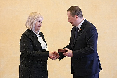 Люди разных профессий, но с общим подходом к делу. В Минске вручили госнаграды