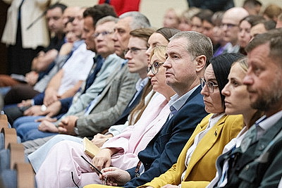 Кочанова посетила БелАЭС и ознакомилась с инфраструктурой Островца