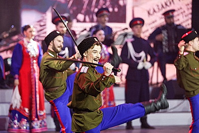 В Минске проходит торжественный концерт ко Дню единения народов Беларуси и России