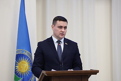 Целый ряд событий с приставкой \"впервые\". Минобразования подводит итоги работы в 2025 году