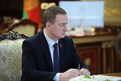 Лукашенко принял доклад Нацбанка, выступив за здоровую конкуренцию в решении важных для страны вопросов