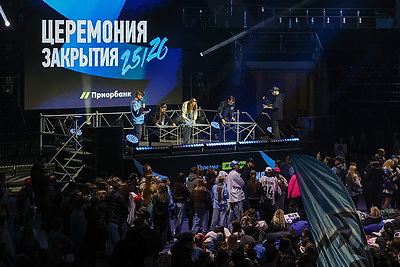 \"Наши болельщики - лучшие\". Хоккейное \"Динамо\" закрыло сезон в \"Минск-Арене\"