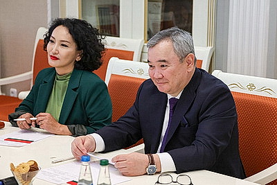 Актуальные вопросы межгосударственного взаимодействия: Вольфович встретился с послом Монголии