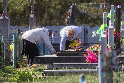 Православные верующие отметили Радуницу