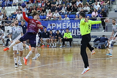 \"Мешков Брест\" обыграл гандболистов СКА и вернул себе чемпионский титул