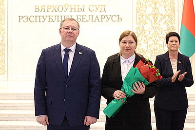 Швед - молодым судьям: вы - олицетворение справедливости, суд начинается с вас