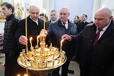 Радостью наполняется сердце. Ковчег с Поясом Пресвятой Богородицы встретили в Витебске