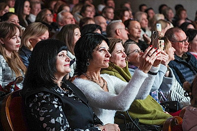 Музыка, объединившая поколения: оркестр имени Финберга переосмыслил хиты из советских фильмов