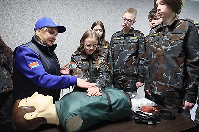 Военно-патриотические клубы. Что привлекает и объединяет ребят