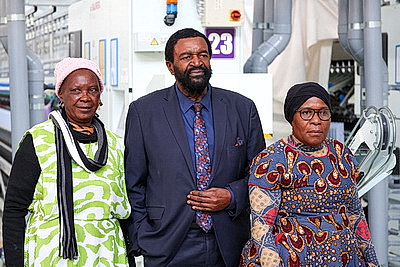 Парламентская делегация Зимбабве посетила РНПЦ \"Мать и дитя\" и МТЗ