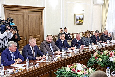 Беларусь заинтересована в расширении промкооперации и совместных проектах с Брянской областью - Каранкевич