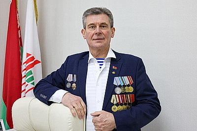 \"После первого обстрела понял, что война рядом\". Воин-интернационалист о доблести, страхе и боевом пути