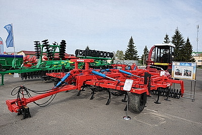 Лукашенко обозначил актуальные задачи по развитию агросервисов