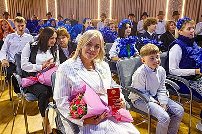 Больше любви вкладываешь - больше получаешь в ответ. Многодетные мамы Витебской области о воспитании