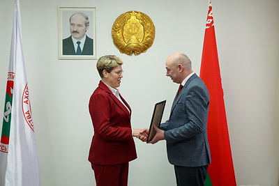 Представителей службы скорой медицинской помощи наградили в Минске