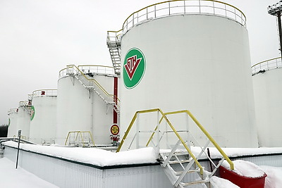 Рекордный спрос на топливную \"Арктику\" зафиксировали в крепкие морозы на АЗС \"Белоруснефти\"