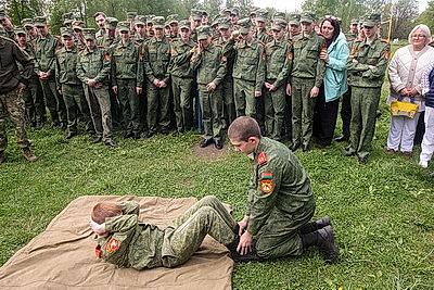 Кадеты Могилева прошли испытания на право ношения берета