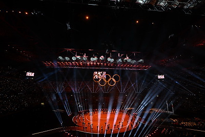Церемония открытия XXV Зимних Олимпийских игр состоялась в Италии