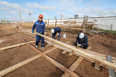 Республиканский субботник: помощь в возведении МТК оказали в Витебском районе