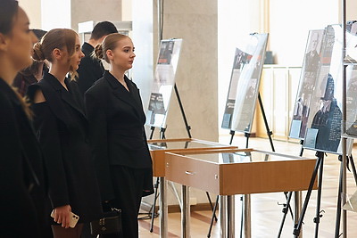 В Палате представителей проходит мероприятие ко Дню народного единства