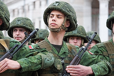Парад военной техники, памятные акции: 9 Мая в Гомеле