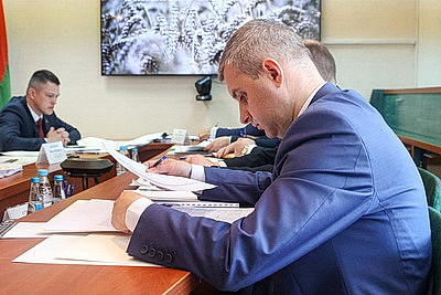 Убрать заросли кустарников, взять копани на контроль. Акценты в мелиорации обсудили на совещании в \"Белводхозе\"