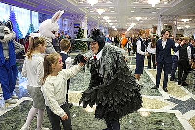 Маленькие гости Дворца Независимости окунулись в сказку