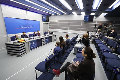 Моторы, лед и скорость. Под Минском 31 января пройдут уникальные мотогонки MX Speedway