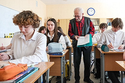 Преподавать намерен до 99 лет. Откуда берутся силы у третьего народного учителя Беларуси