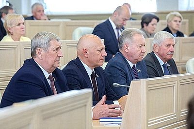 Очередная сессия Совета Республики открылась в Минске