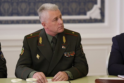Лукашенко собрал совещание с силовиками. Тема - итоги проверки одной из бригад внутренних войск